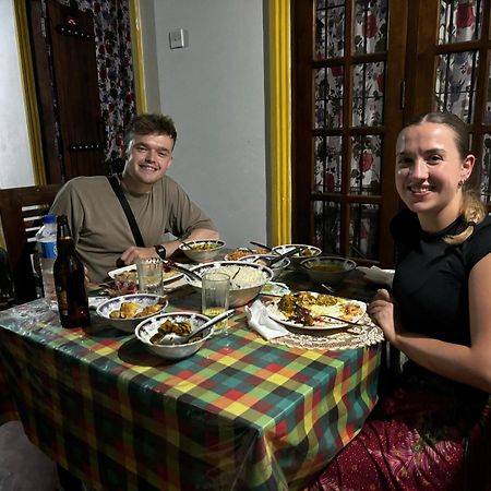 Sanu Home Stay Sigirija Zewnętrze zdjęcie