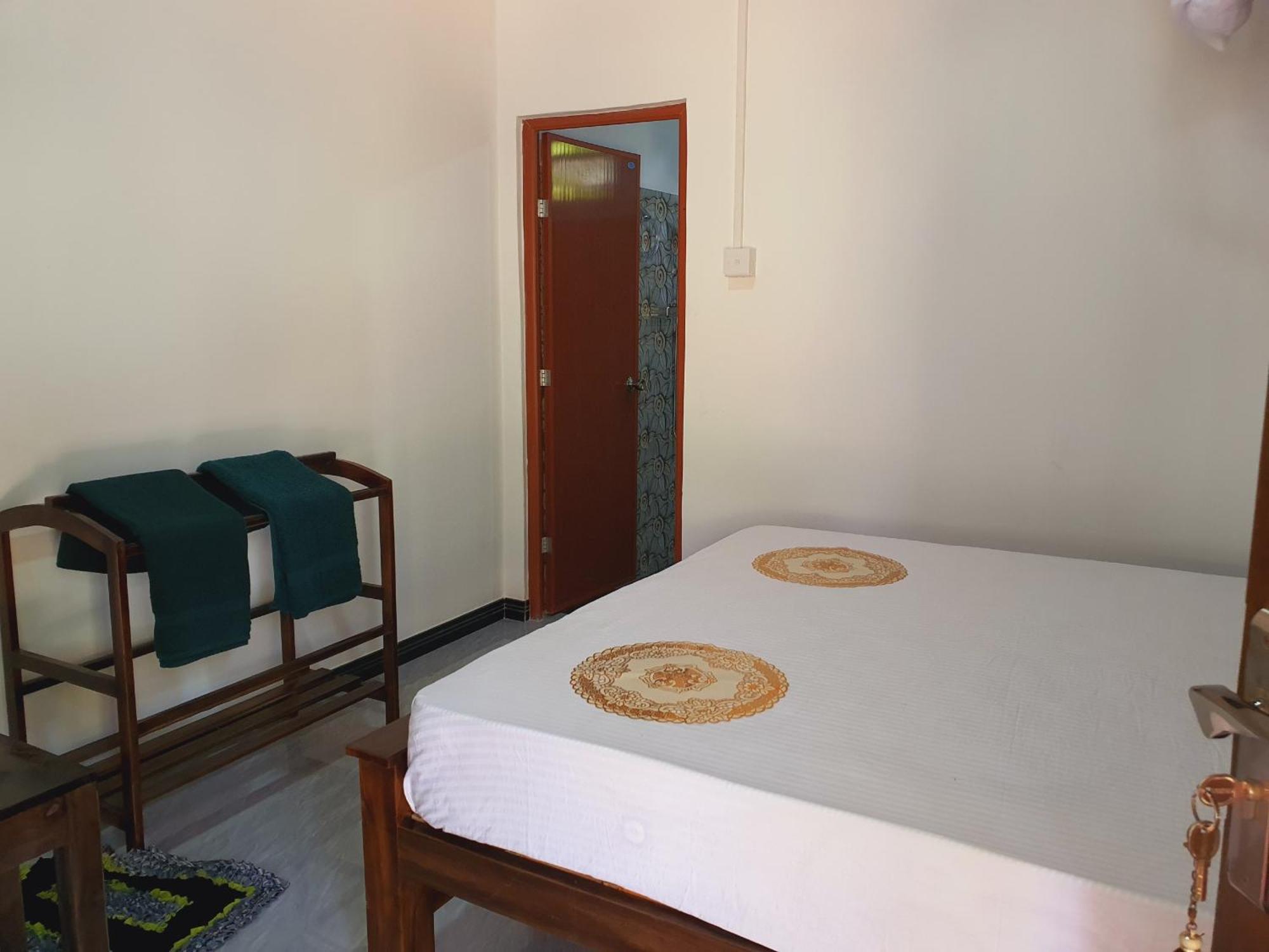 Sanu Home Stay Sigirija Zewnętrze zdjęcie