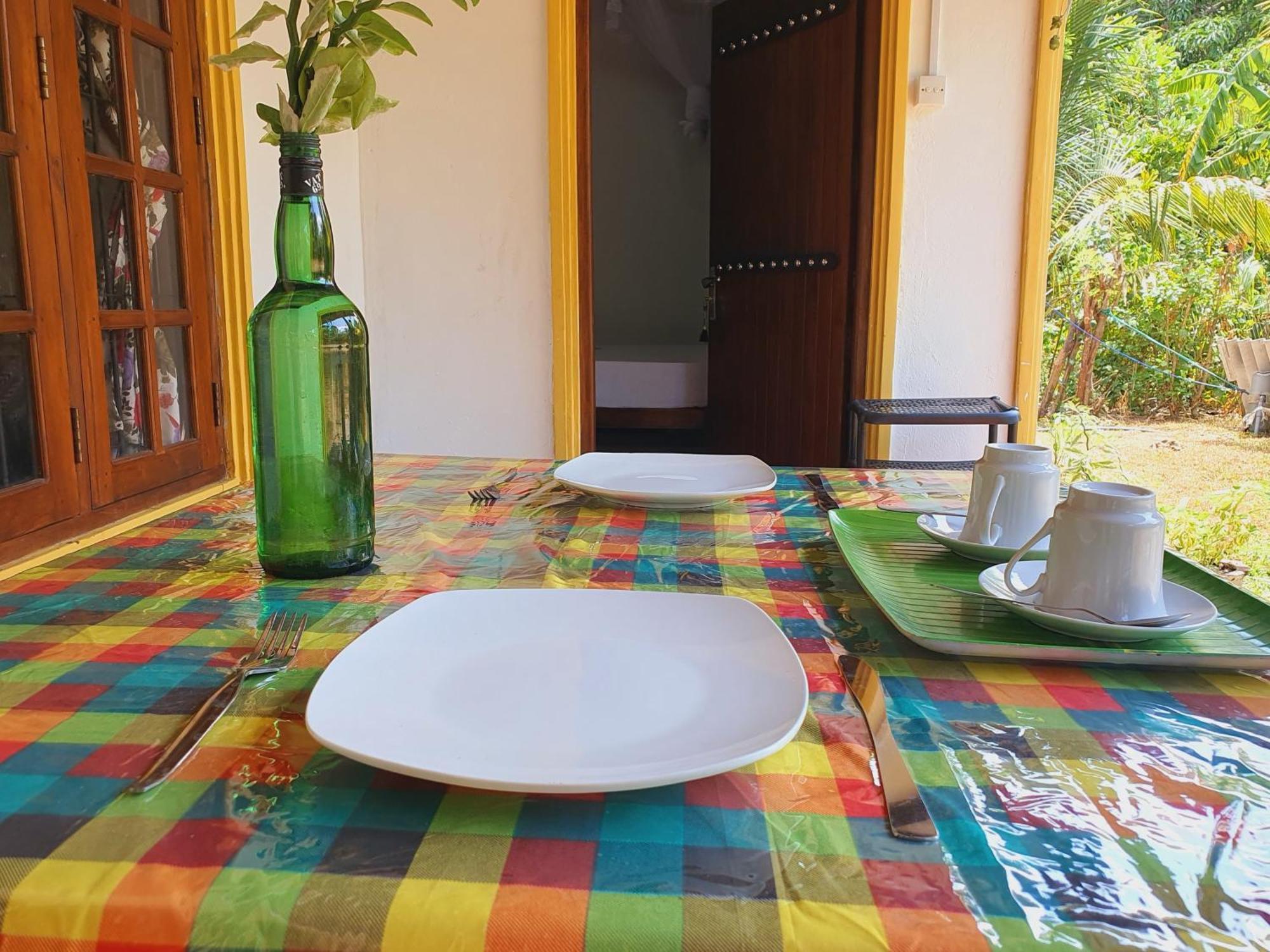 Sanu Home Stay Sigirija Zewnętrze zdjęcie